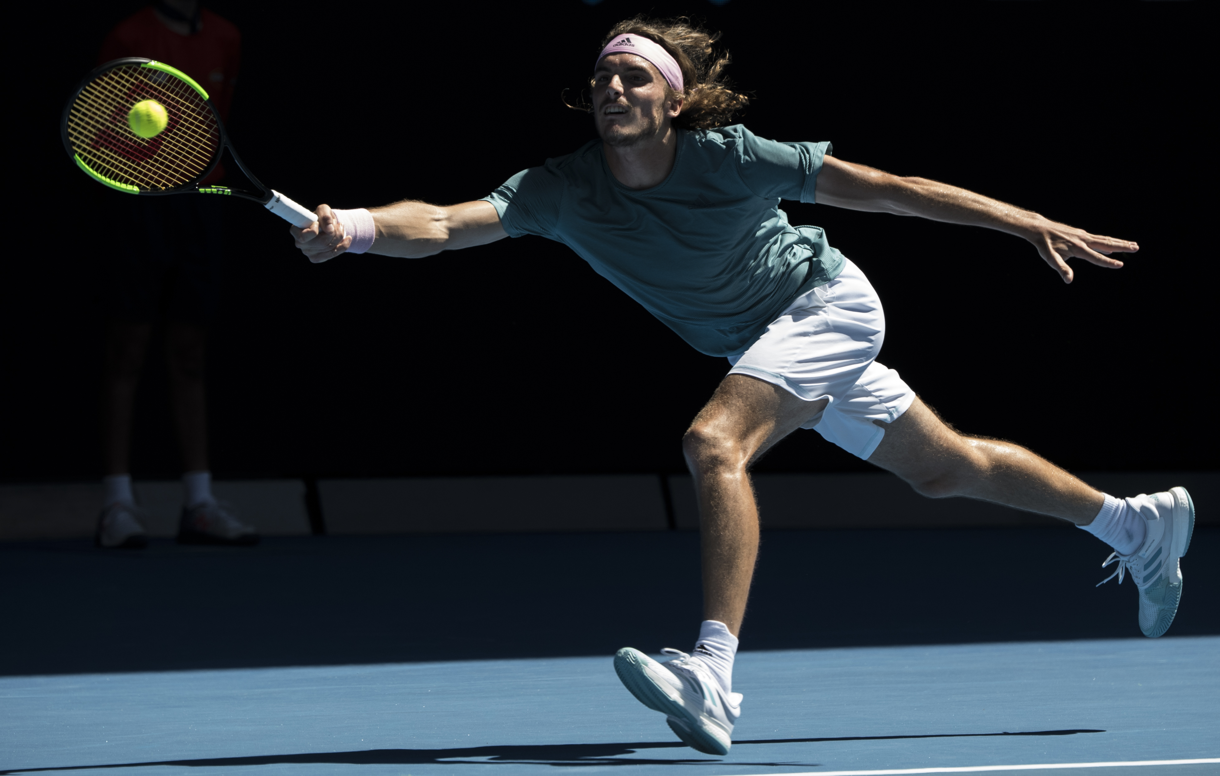 温网碾压澳网，西西帕斯惊艳四座