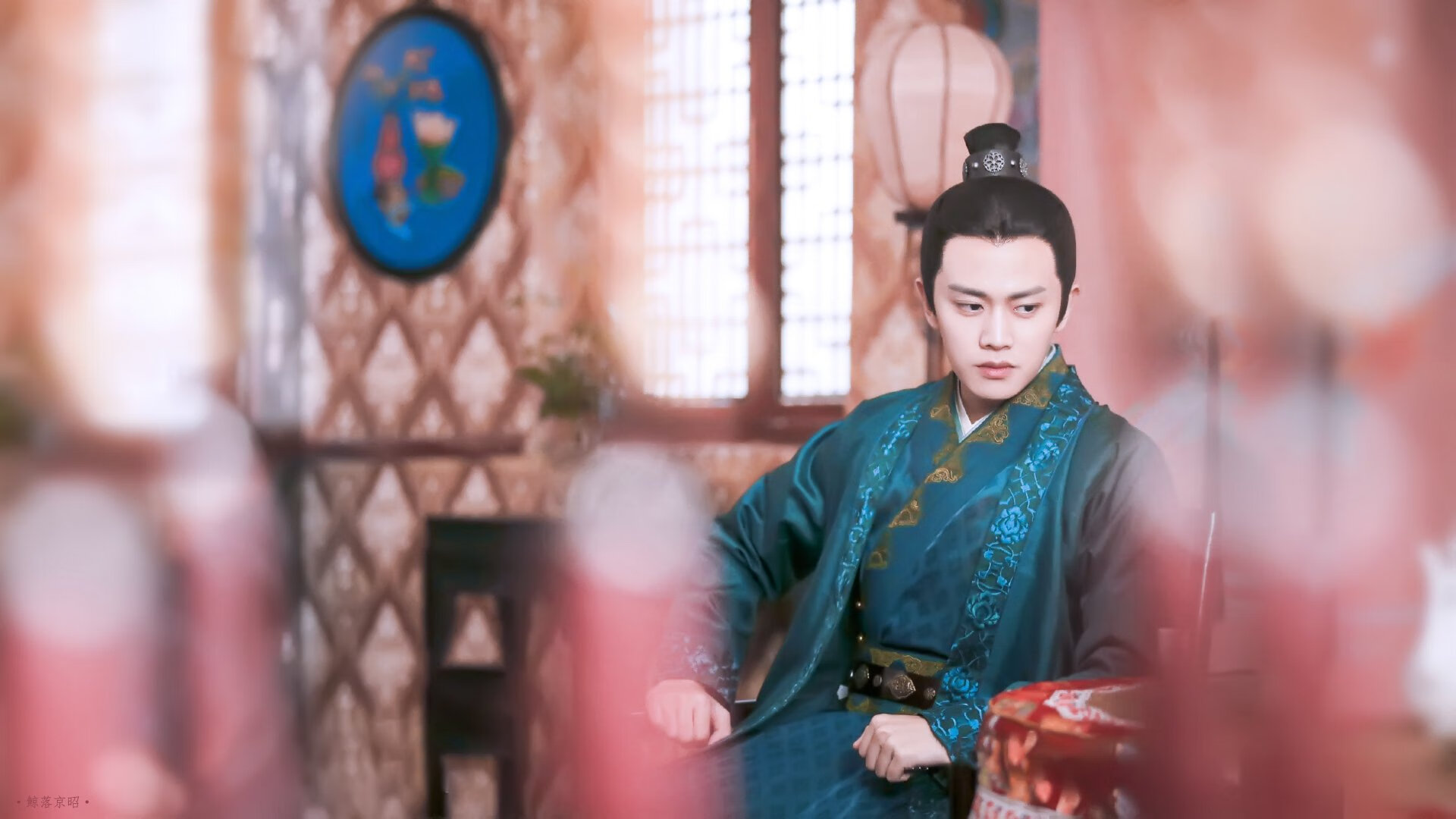 极速与硝烟，F1巴林揭幕战背后的收割寓言