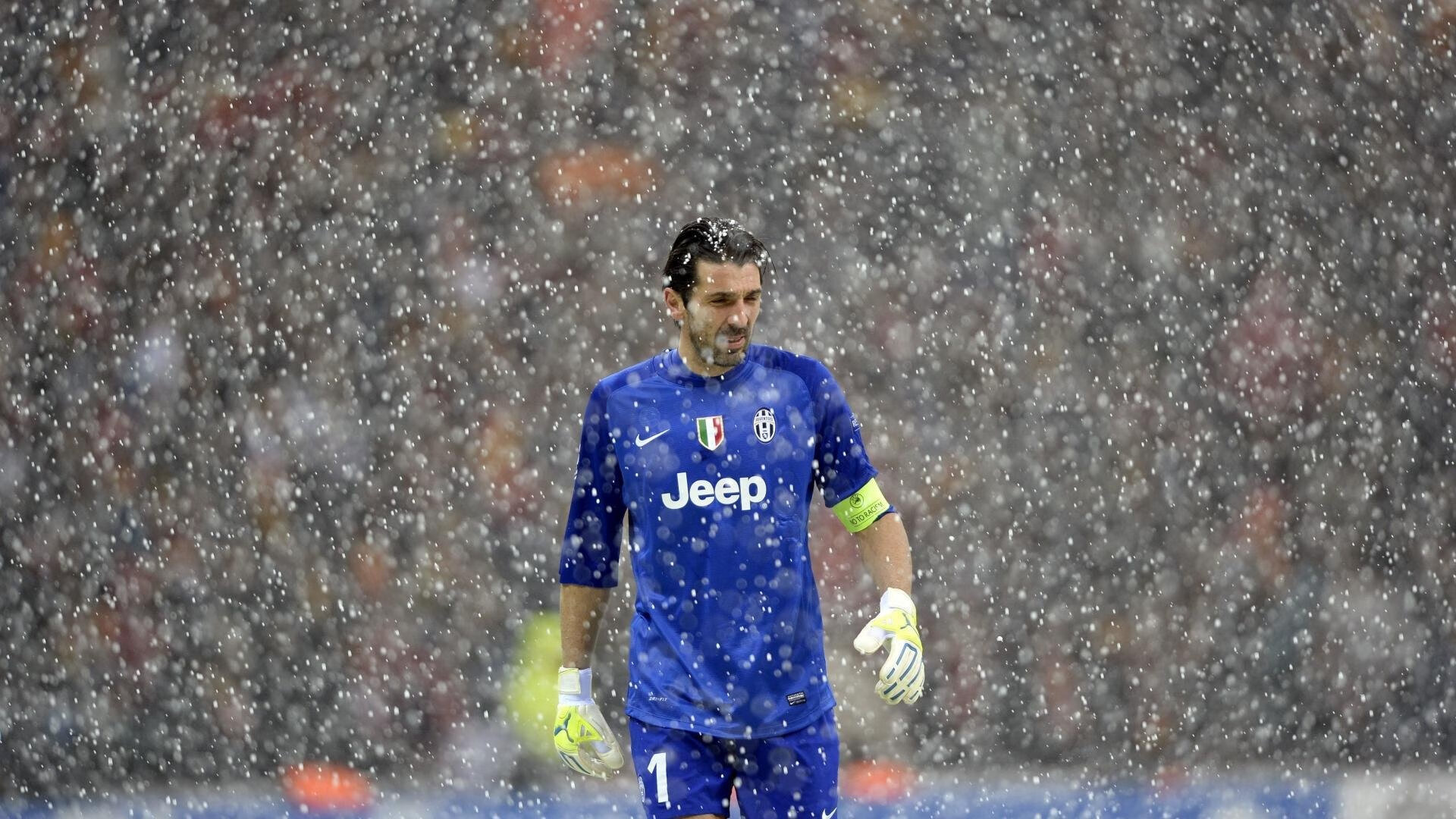 乔治超神发挥碾碎对手！约基奇三双助掘金完美横扫上海队