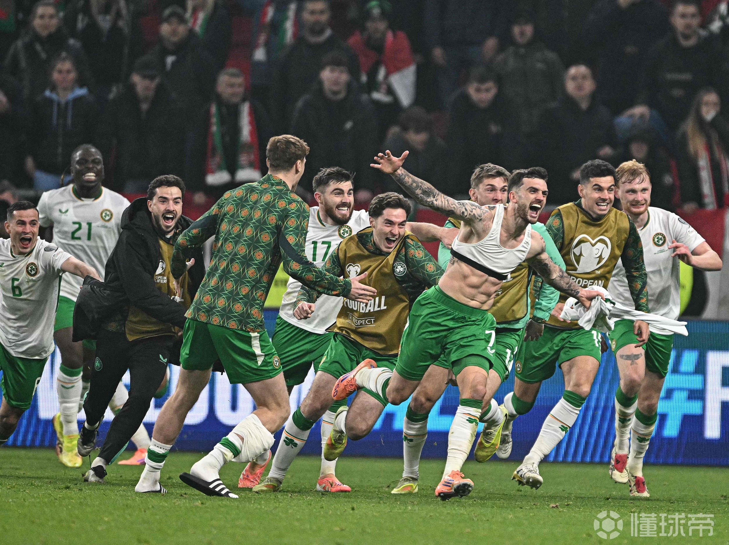 开云体育登录-里昂对阵爱尔兰，库尔图瓦统治全场